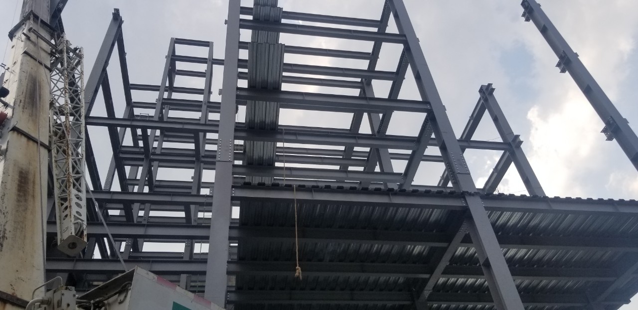 Đặc điểm nổi bật của nhà khung thép tiền chế trong xây dựng Đặc điểm nổi bật của nhà khung thép tiền chế trong xây dựng